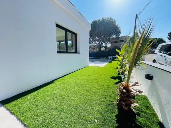 Casa o chalet independiente en venta en calle Del Montsià, 4