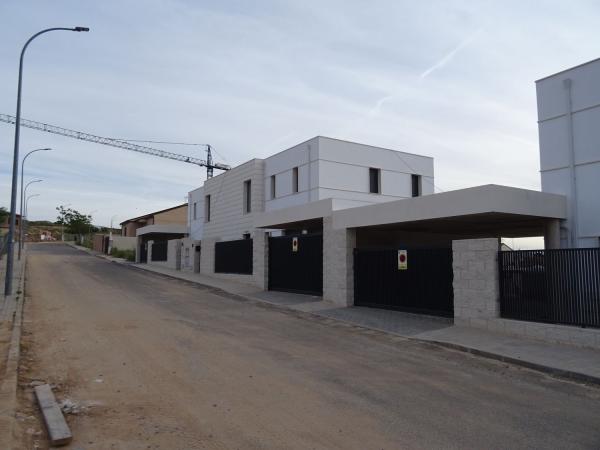 Chalet pareado en venta en calle Jabalí, 13