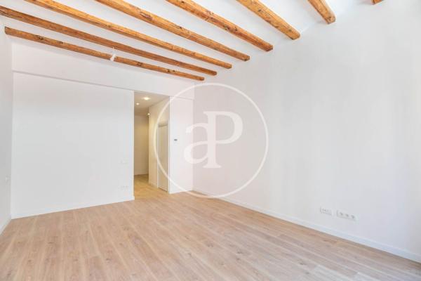 Dúplex en venta en calle Sant Antoni Abat, 17