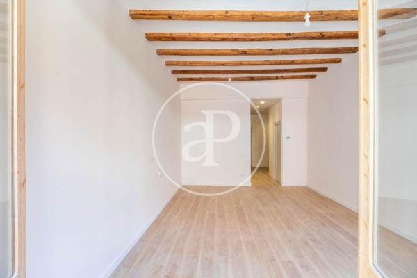 Dúplex en venta en calle Sant Antoni Abat, 17