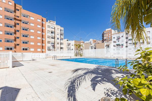 Piso en venta en alameda De San Antón, 16