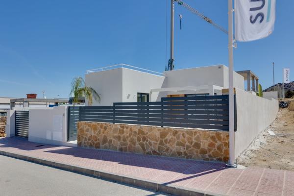 Casa o chalet independiente en venta en calle Laguna de Uña, 11