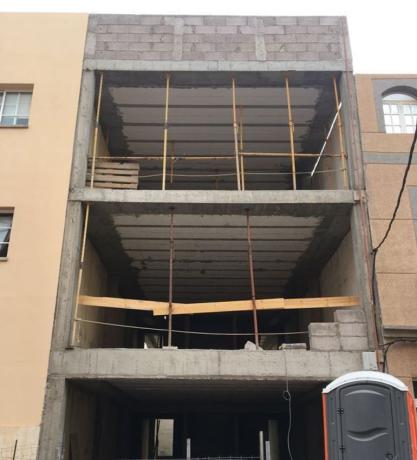 Piso en venta en calle Almirante Pastor Tomaseti, 68