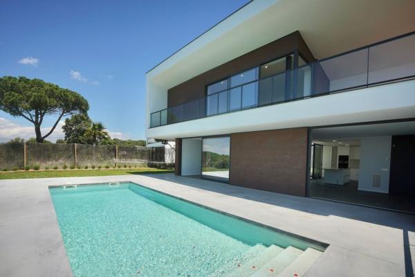 Casa o chalet independiente en venta en calle Castell d'Aro, 17