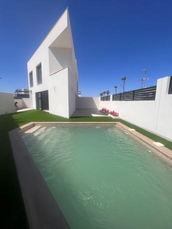 Chalet pareado en venta en calle Alcalde Francisco Gonzalez, 1