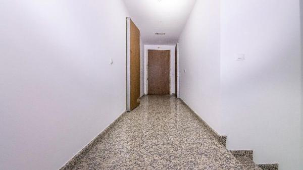 Piso en venta en calle del Ripollès