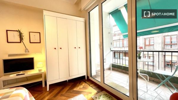 Room with private terrace, exterior, spacious, cozy and very