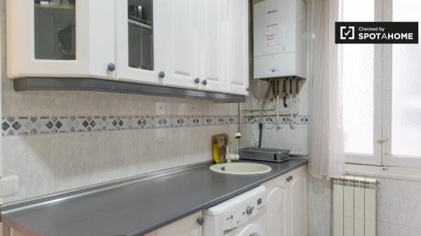 Apartamento de 2 dormitorios en alquiler en Imperial, Madrid