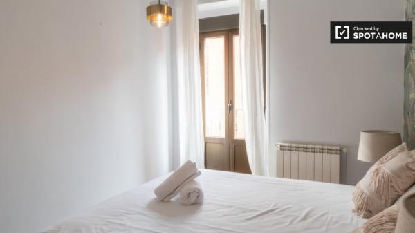 Apartamento de 2 dormitorios en alquiler en Imperial, Madrid