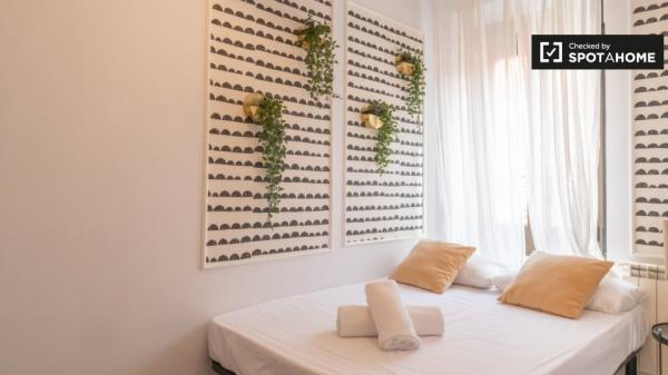 Apartamento de 2 dormitorios en alquiler en Imperial, Madrid