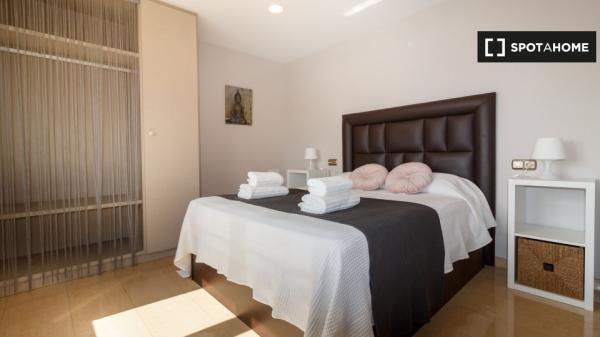 Apartamento elegante, equipado y con encanto en Málaga en una de