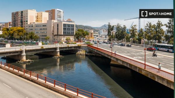 Apartamento elegante, equipado y con encanto en Málaga en una de