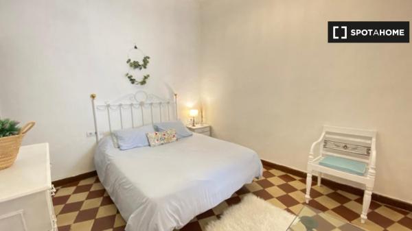 Quarto espaçoso em apartamento de 4 quartos em Málaga