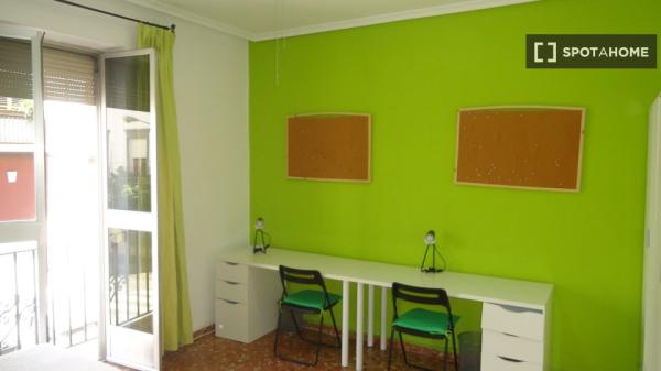 Habitación en piso compartido en Córdoba