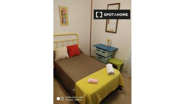 Room in shared apartment in Jaén