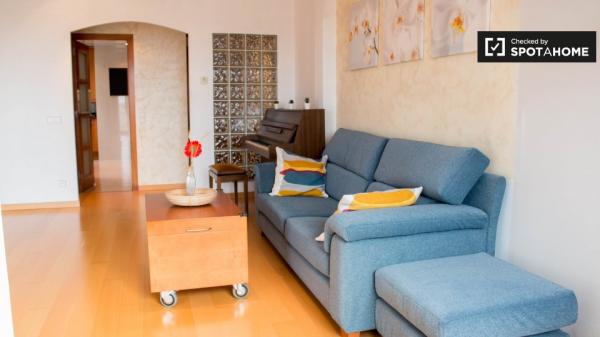 Apartamento clásico de 2 dormitorios en alquiler en Poblenou, Barcelona