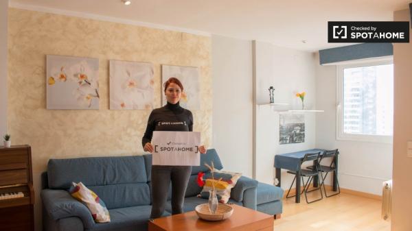 Apartamento clásico de 2 dormitorios en alquiler en Poblenou, Barcelona