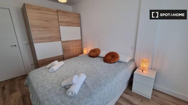 Apartamento de 2 dormitorios en alquiler en Santander, Santander