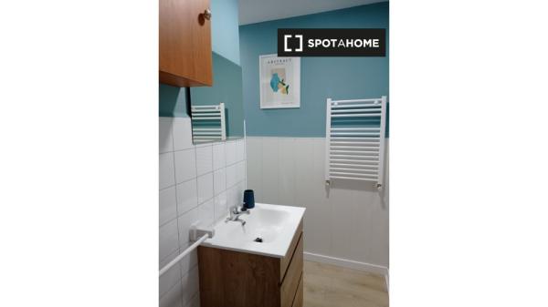 Room in shared apartment in Oviedo