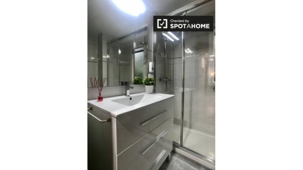 Quarto em apartamento de 5 quartos em Alcalá de Henares, Madrid