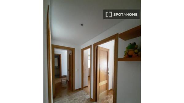 Quarto em apartamento compartilhado em Oviedo