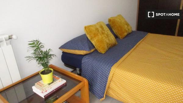 Room in shared apartment in Santander