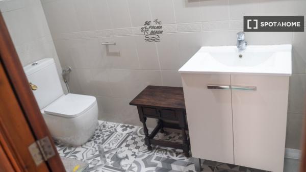 Habitación en piso compartido en Palma