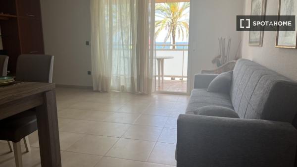 Piso entero de 3 habitaciones en Calafell