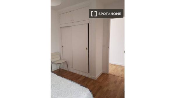 Apartamento completo de 2 dormitorios en Málaga