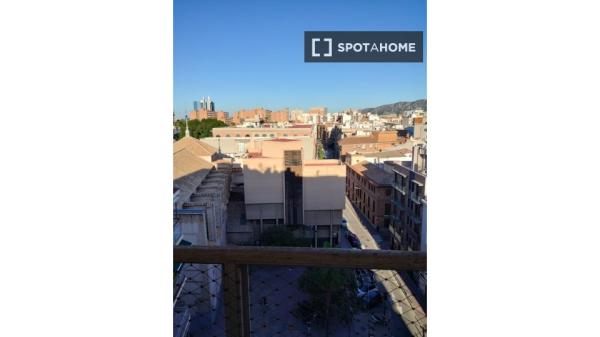 Room to rent in 2-bedroom apartment in San Miguel, Murcia