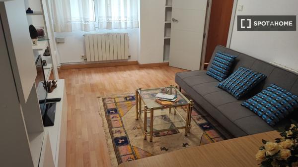 Zimmer zu vermieten in 3-Zimmer-Wohnung in Santander