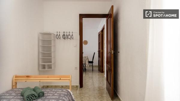 Piso de 3 habitaciones en alquiler en Valencia