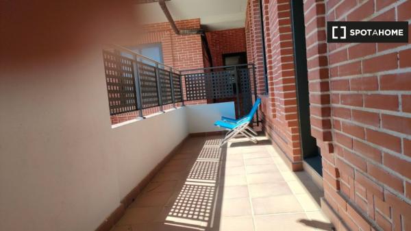 Piso dúplex de 1 dormitorio en alquiler en Alcalá de Henares