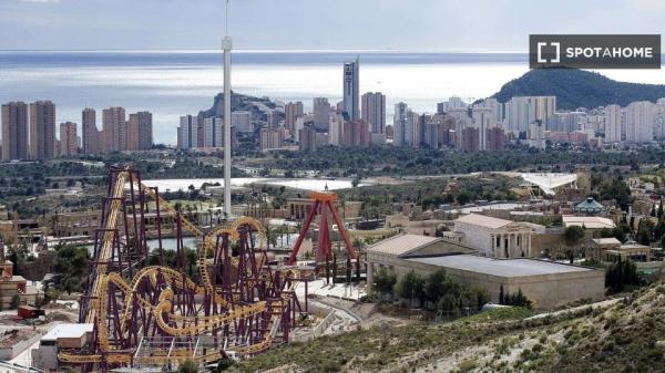 Apartamento entero de 2 dormitorios en Benidorm