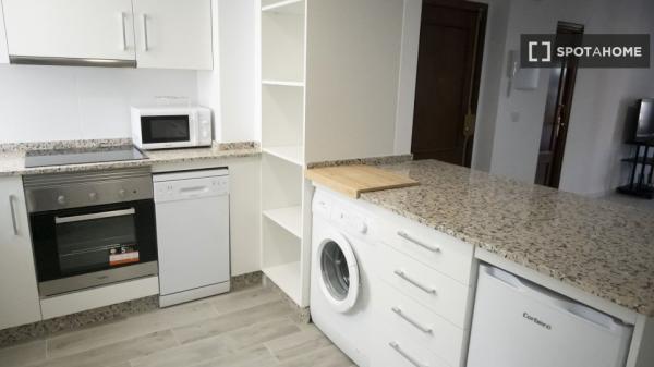 Se alquila habitación en piso compartido en Córdoba