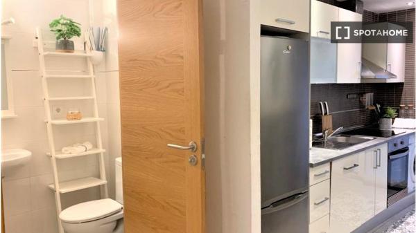 Apartamento de 3 habitaciones en alquiler en El Molinar, Palma