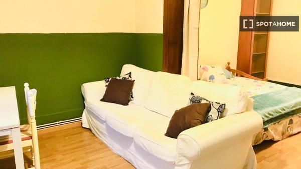 Double bedroom in Santiago de Vigo