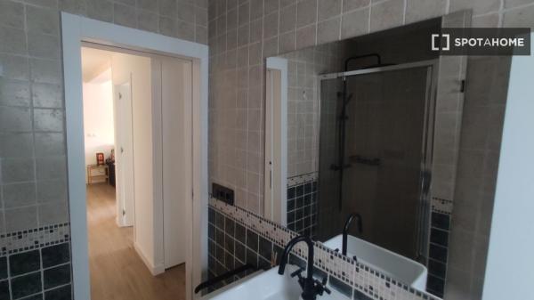 Quarto em apartamento compartilhado em Alcalá de Henares