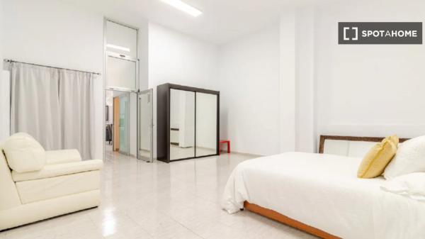 Apartamento de 2 dormitorios en alquiler en Las Palmas de Gran Canaria