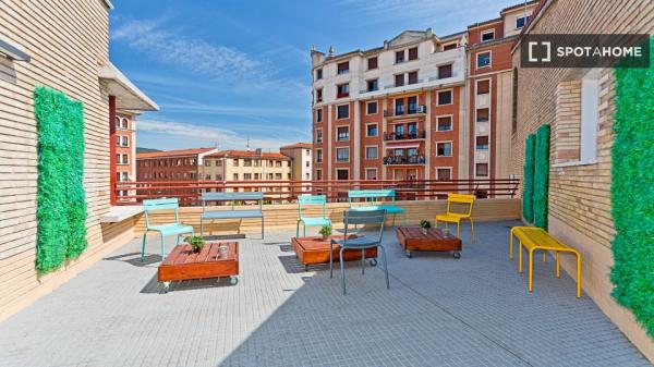 Se alquila habitación en residencia en Pamplona, Pamplona