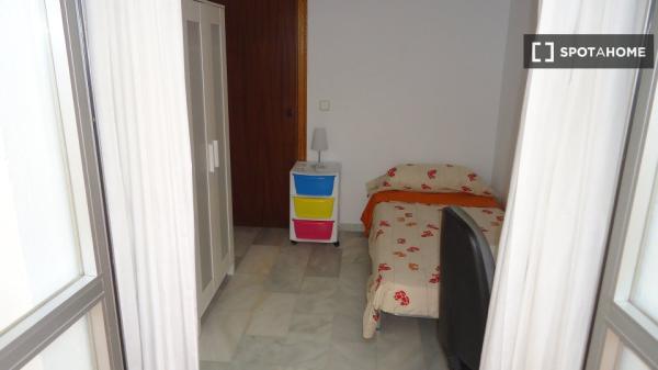 Habitación en piso compartido en Córdoba