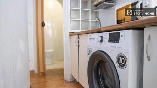 Apartamento de 2 dormitorios en alquiler en Carabanchel, Madrid