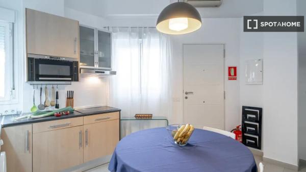 Apartamento de 1 dormitorio en alquiler en Málaga-Este, Málaga