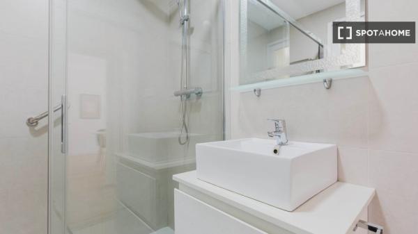 Apartamento de 1 dormitorio en alquiler en Sarrià, Londres