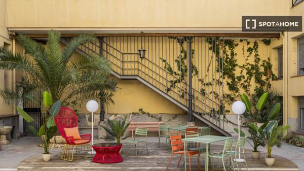 Chambre avec salle de bains à louer en Co-living à Madrid