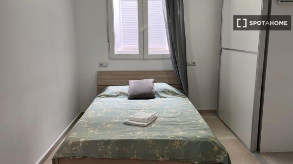 Zimmer zu vermieten in 4-Zimmer-Wohnung in Son Canals, Palma