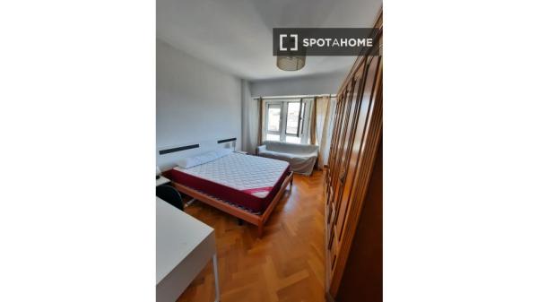 Room in shared apartment in Vigo