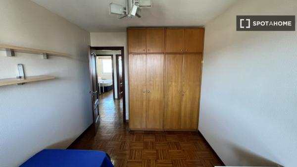 Room in shared apartment in Vigo