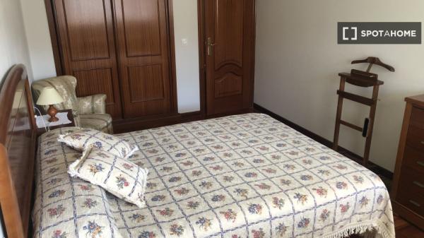 Room in shared apartment in Vigo