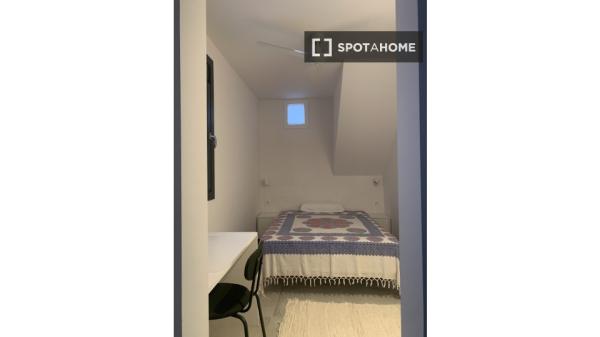 Habitación en piso compartido en Palma